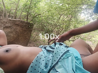 Xvideos aunty  thies yumxxx